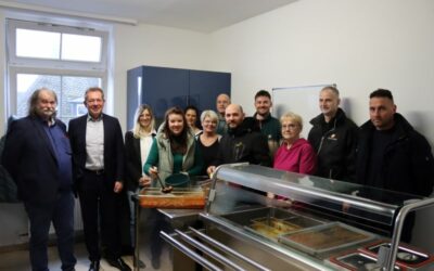 Nachhaltiger Umgang mit Essen in Schulmensen: Pilotprojekt „Essen retten“ an zwei Siegener Schulen gestartet
