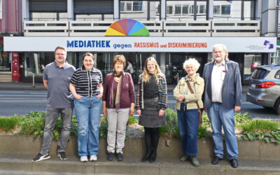 Mediathek gegen Rassismus und Diskriminierung erhält große Werbetafel